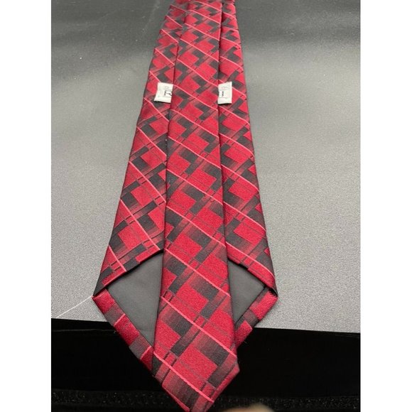 GianFranco Ruffini Italy  Red Black Diamond Pattern Men's Tie  Length 57.50 In. - Picture 6 of 11